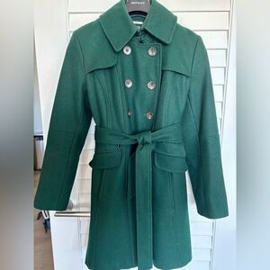 Elegant Green Double-Breasted Women's Coat